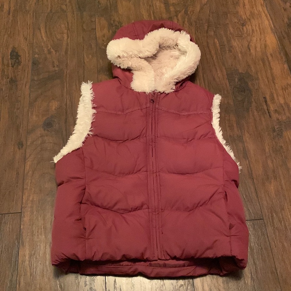 Big Chill girls size medium puffy vest